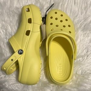 Women’s platform CROCS. Brand new! Size 9 Women’s